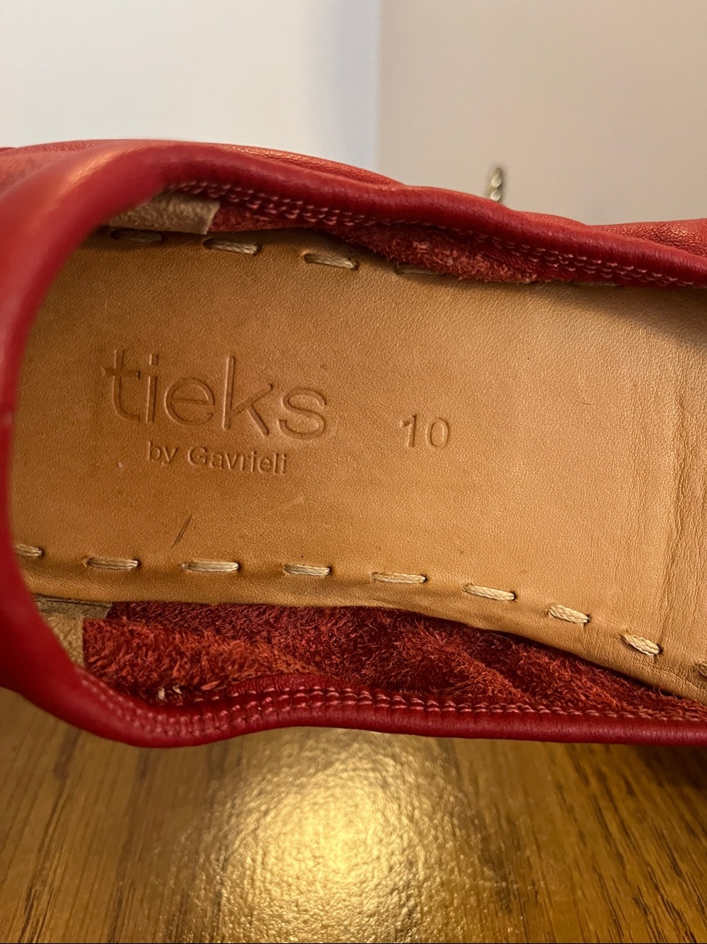 Tieks Red Leather Ballet Flats with Teal Accent Size 10 - Picture 5 of 8